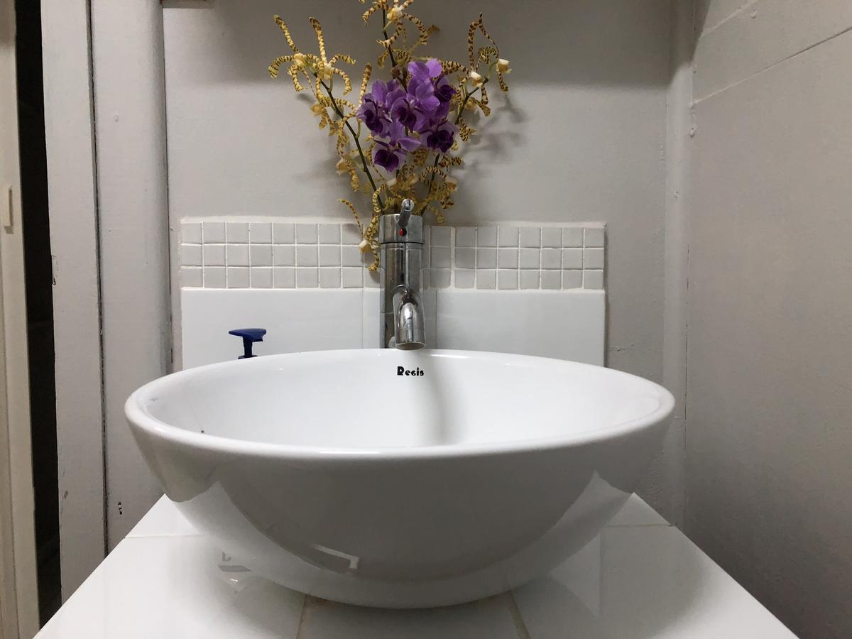 Access Units Apartment Lungga ภายนอก รูปภาพ